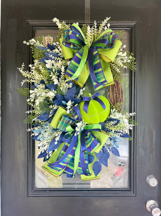 LimeGreen & Blue Grapevine